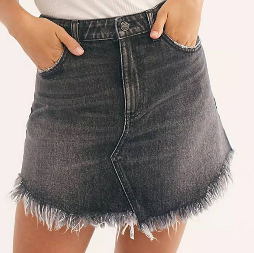 Free People Skirt Denim Mini RV $68 - Picture 3 of 16